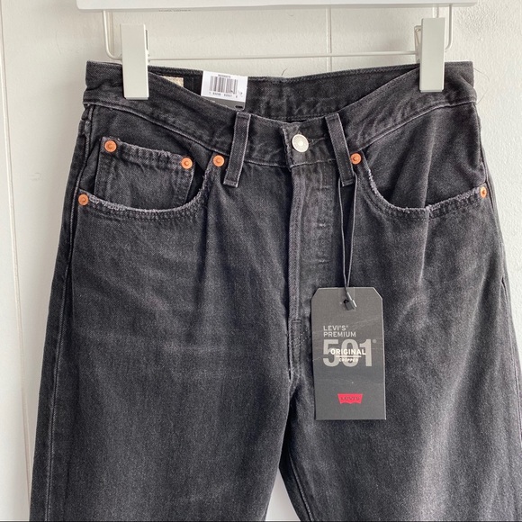 NWT Levi’s 501 Crop Studded Canyon Jeans - Picture 4 of 7